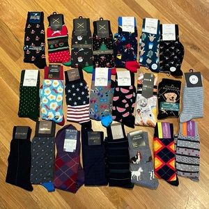 23 pairs of men’s socks size 7.5-12